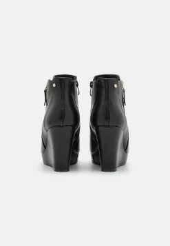 Bottines À Plateau - Black -Anna Field Boutique 12b59d70479c487180ae4db3cc2465a0