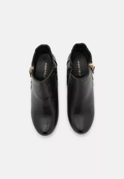 Bottines À Plateau - Black -Anna Field Boutique 134cb1a9a4554375b0616df961776611