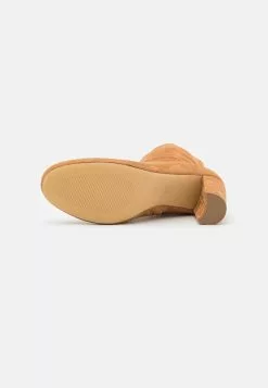 Anna Field Boots À Talons - Light Brown 10 Anna Field Boots À Talons - Light Brown -Anna Field Boutique 40cbf7e21b1a4c4c8296bf938c83c94a