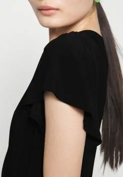 Frilled Cap Sleeves Flared Dress - Robe En Jersey - Black 9 Frilled Cap Sleeves Flared Dress - Robe En Jersey - Black -Anna Field Boutique 5b8e9611fb0d41cd8649017fb9c797e7