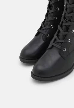 W-Berta - Bottes À Lacets - Black -Anna Field Boutique 75fb3890c6624fdd9c96ce569e23123e