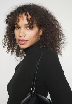 Slim Turtleneck Half Sleeves - T-Shirt Basique - Black -Anna Field Boutique 7cde3167512044329e16730351551e33