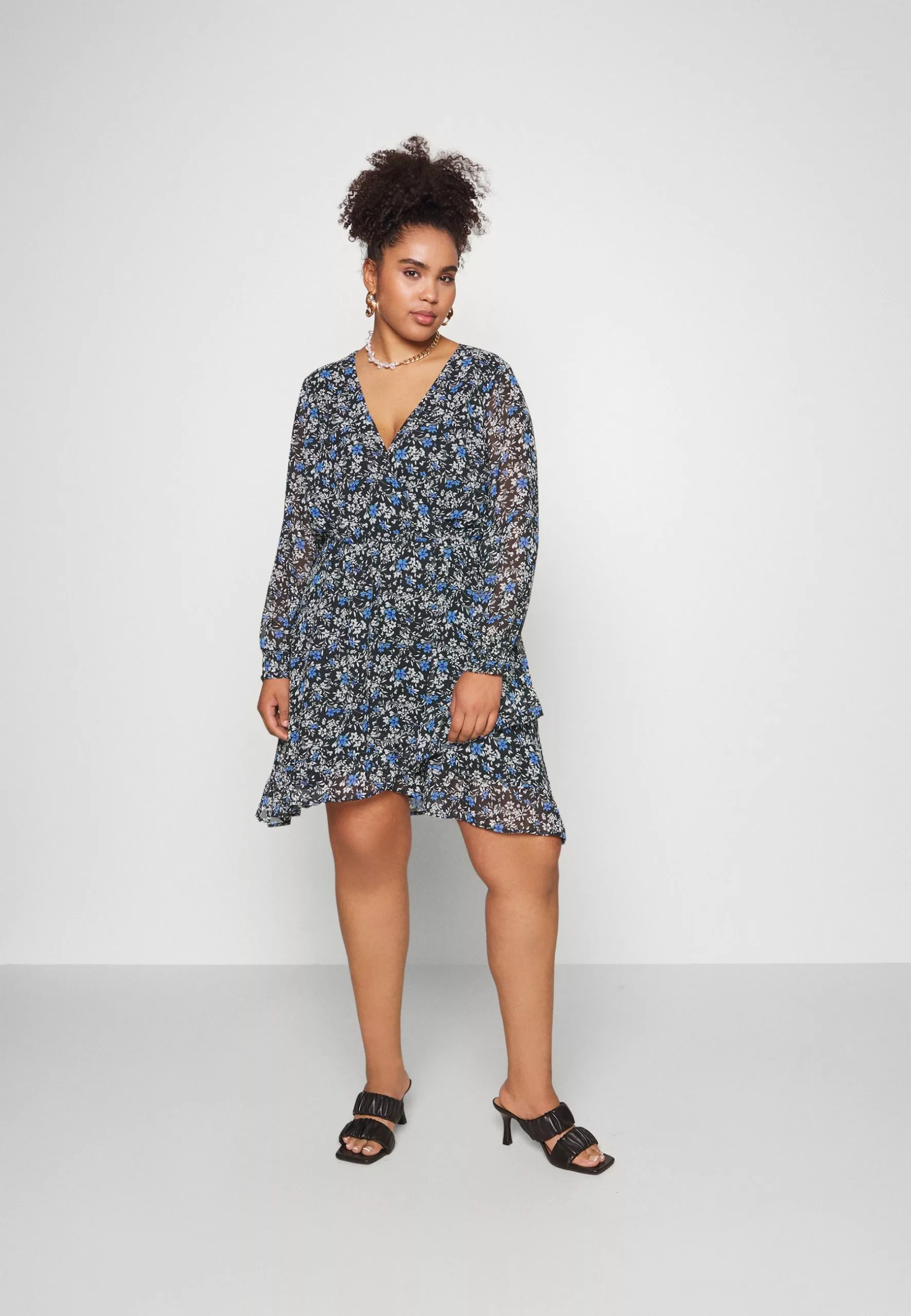 Robe De Jour - Black/Multi-Coloured 2 Robe De Jour - Black/Multi-Coloured – Image 2