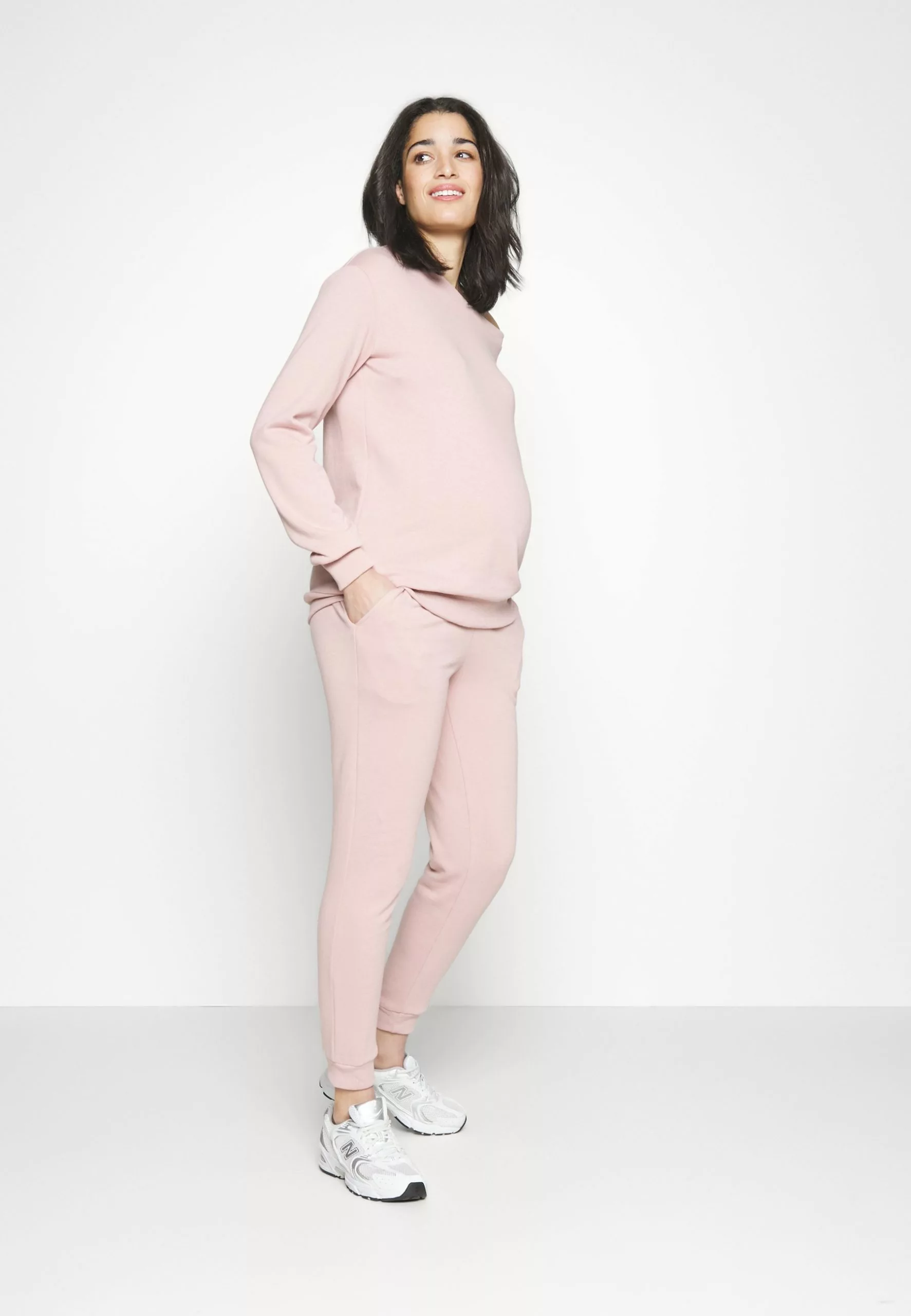 Sweatshirt - Pink 1 Sweatshirt - Pink