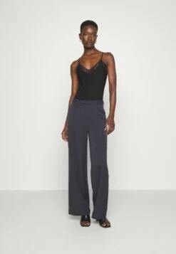 Anna Field 2 Pack - Débardeur - Black/Beige -Anna Field Boutique 8fbf15704c154ece89afa67ece49bffb