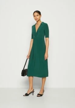 Anna Field Robe En Jersey - Green -Anna Field Boutique 9f664f7576c64f9ab221637c8a94e2d1