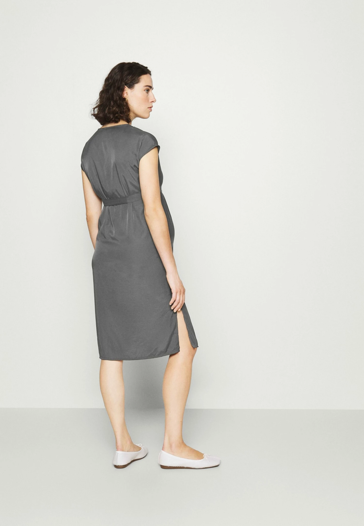 Mama Blouse Dress - Robe De Jour - Khaki 3 Mama Blouse Dress - Robe De Jour - Khaki – Image 3