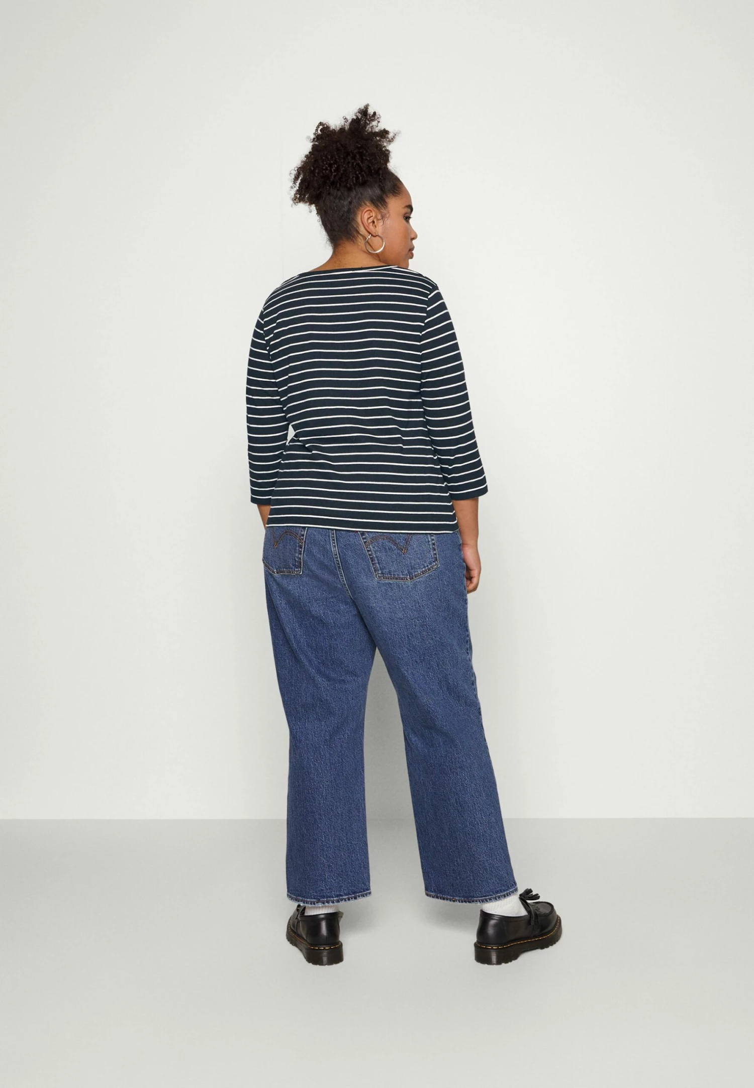 T-Shirt À Manches Longues - Black/White 3 T-Shirt À Manches Longues - Black/White – Image 3