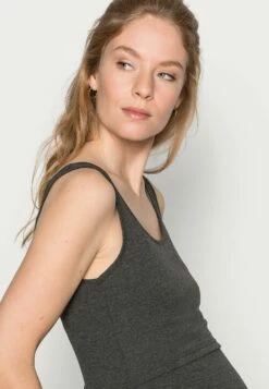 3 Pack - Débardeur - Black/Dark Grey/White -Anna Field Boutique cb8c2b685982457f9421a6e16e38a678